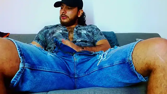 tuyo1995 live sex cam