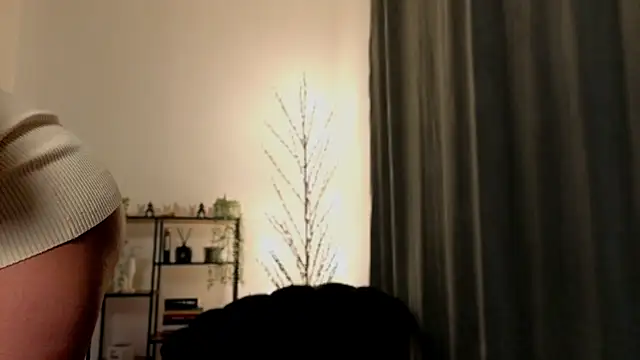 AerisRowe live sex cam