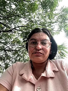 Horny-Mommy-Dirty live sex cam