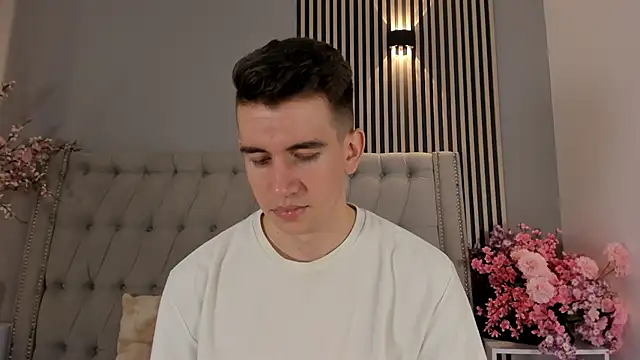 MikaelSlow live sex cam