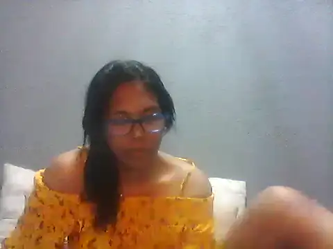 TiaBlaze's cam snapshot