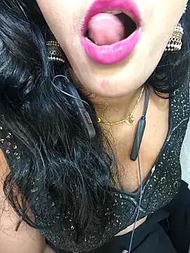 Lovely12streaming live sex cam