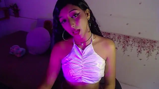 Emily_SoftSavage's cam snapshot