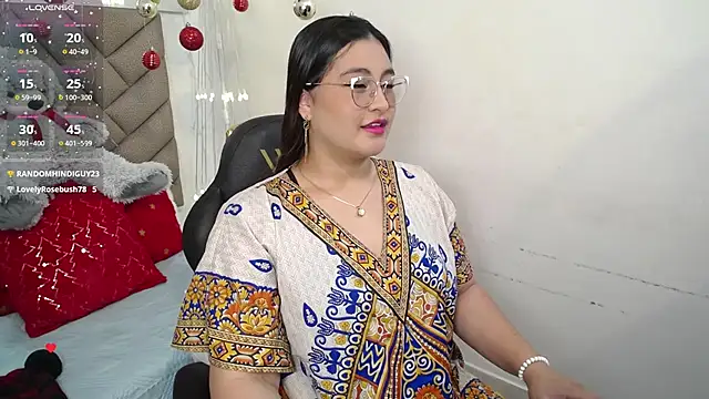 heluejamil live sex cam