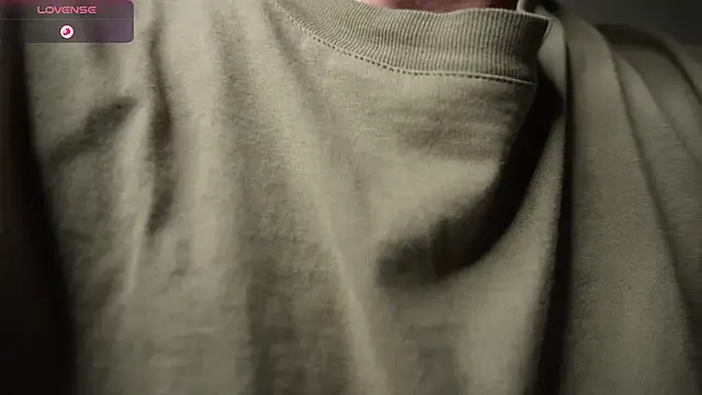 J_Akira13B's cam snapshot