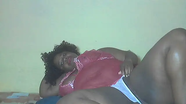 AnnabigpussyXO's cam snapshot