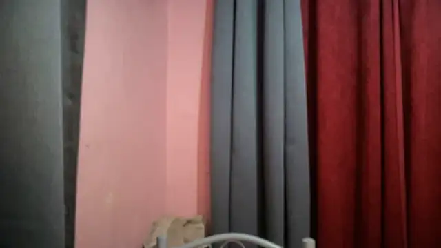 lovinglyours_joanna's web cam