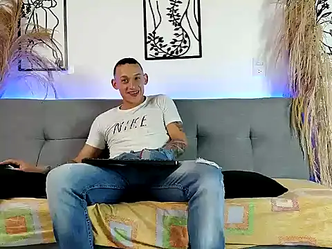 Masterblue_hot's cam snapshot