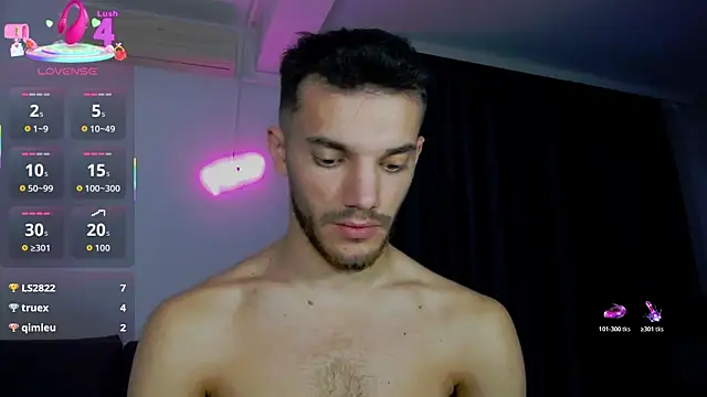 DominicValente's cam snapshot