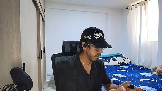 naitt_'s cam snapshot