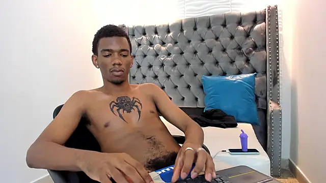 nero_reyd live sex cam