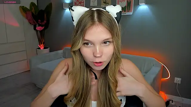 linakorvin live sex cam