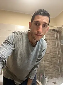 Gionnytav's cam snapshot