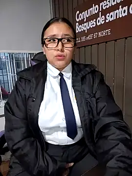 Cute_Penelope's cam snapshot