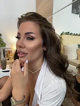 CelineReys's cam snapshot