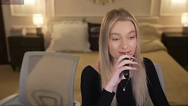 Ewa_Pearl live sex cam