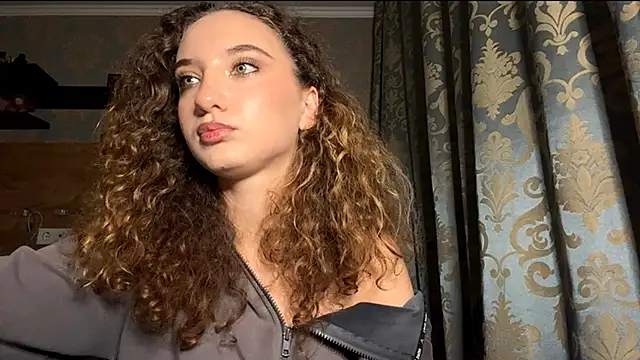 BrocadedEmulsion live sex cam