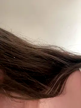 Kitty_Bms_'s cam snapshot