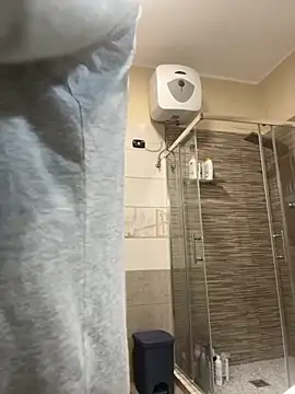 Gionnytav live sex cam