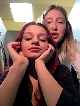 littlebitchesss's cam snapshot