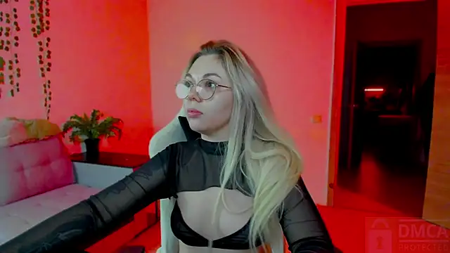 SpecterGirl's cam snapshot