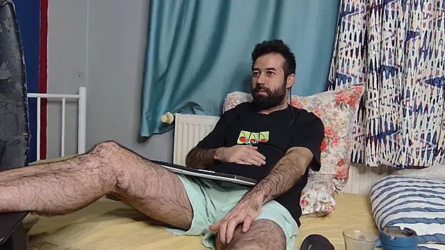 hairybearcb's cam snapshot