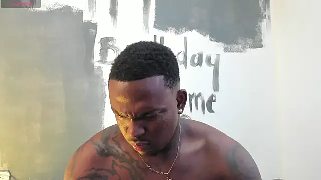 Troykhalil's cam snapshot