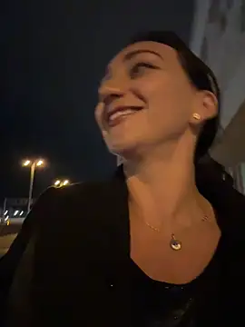 Ninabigtitied live sex cam