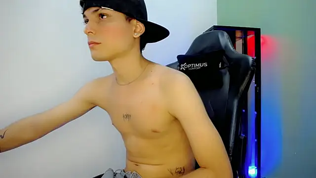 dilan_hott_'s cam snapshot