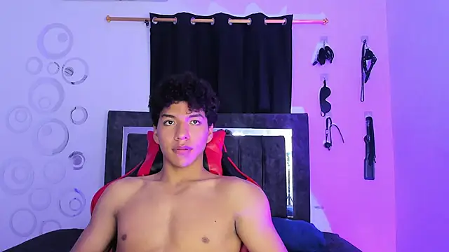 Maximiliano_Khalil's cam snapshot