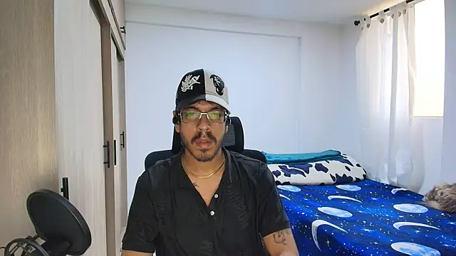 naitt_'s cam snapshot