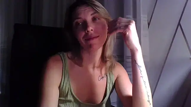 VelvetLove287's cam snapshot