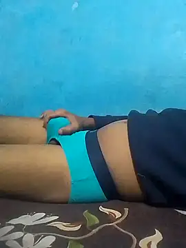 its_yonish's cam snapshot