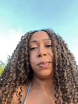 dianagolley420's cam snapshot