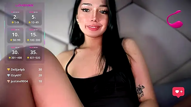 IvonnyBonita live sex cam