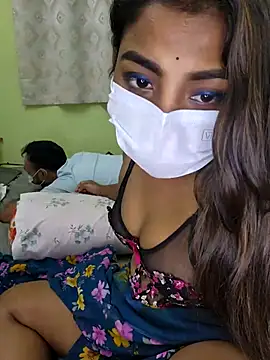 Trending_Couple's cam snapshot