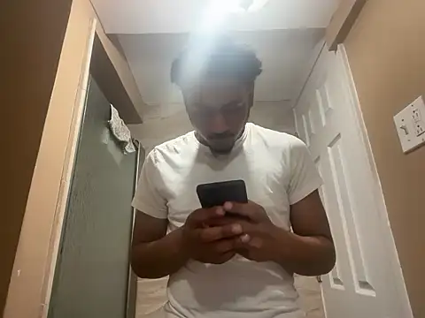 Yungandhungd live sex cam