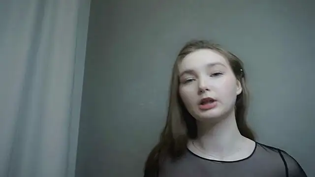 Eliravelvet's cam snapshot