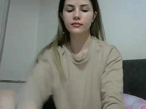 Erii18's cam snapshot