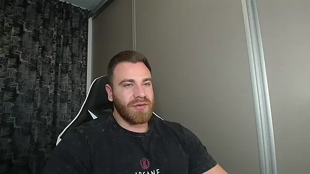 Thori92 live sex cam