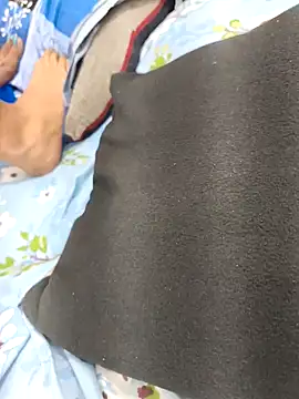 paro22_sex's cam snapshot