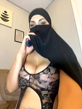 Amberonee31 live sex cam