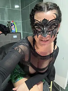 LoveSperm75 live sex cam