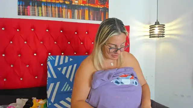 carolinacrus01's cam snapshot