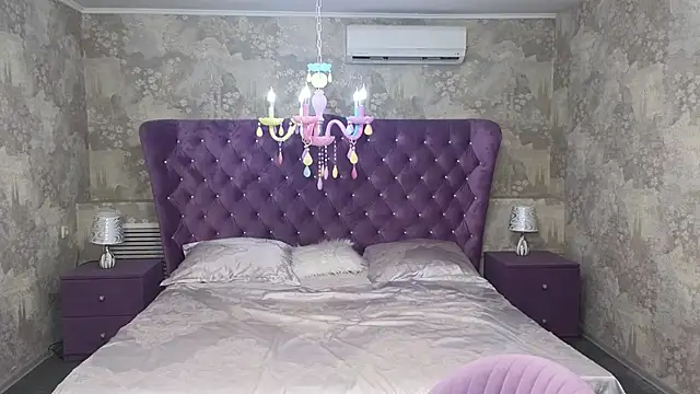 Eloisa_Eliot's cam snapshot