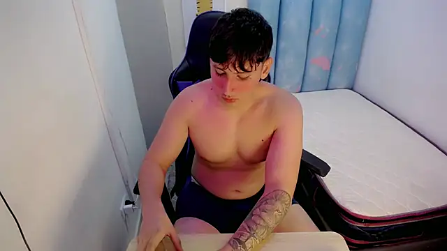 d_moneyy_'s cam snapshot