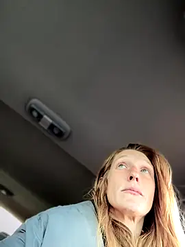 GoldenFlameGoddess live sex cam