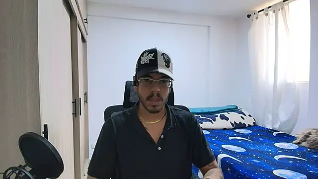 naitt_'s cam snapshot