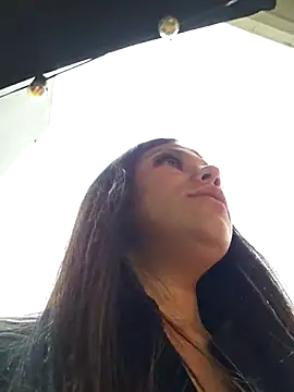 Alyshanon18 live sex cam