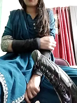 Noor_Darliing live sex cam